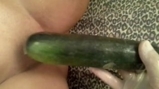 Enorme zucchina per un crackhead porn orgasmo REALE